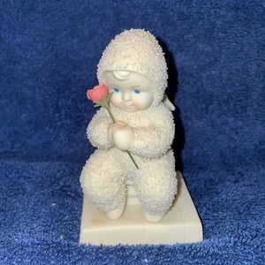 Snowbabies, Love Grows